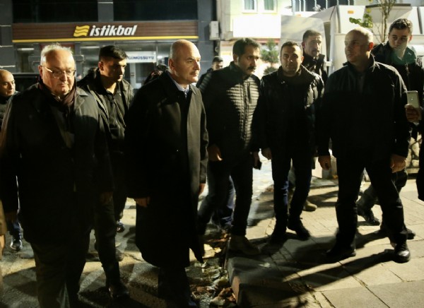 Bakan Soylu deprem bölgesindeki incelemeleri sonrası konuştu! 'Milletimizden hiçbir şeyi eksik bırakmayız'